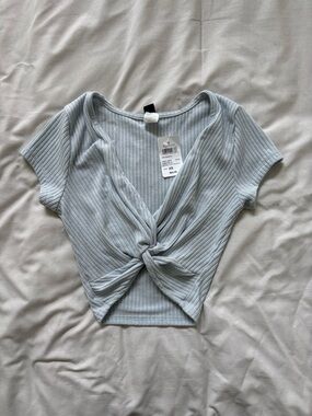 V-Neck Crop Top